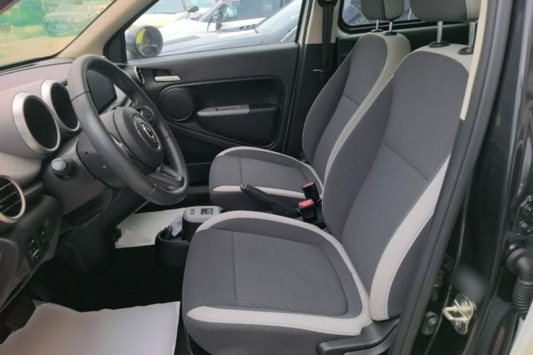 Used ORA Black Cat 2021 301 km Basic Version Left Front Seat