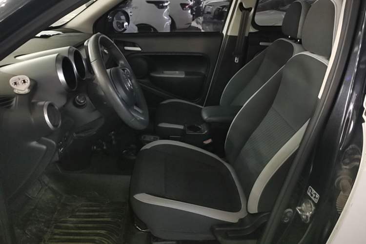 Used ORA Black Cat 2021 301km Cute Pet Edition Left Front Seat