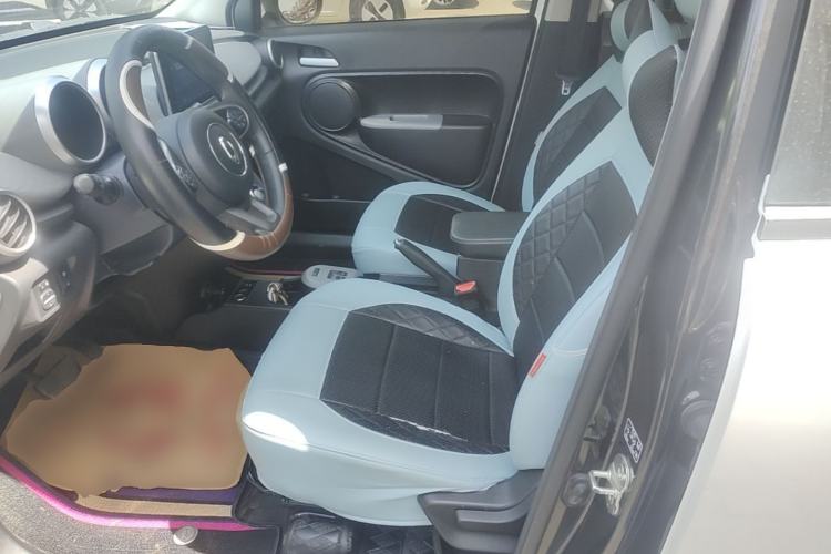 Used ORA Black Cat 2021 301 km Basic Version Left Front Seat