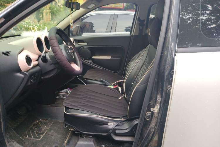 Used ORA Black Cat 2021 351 km Standard Version Left Front Seat