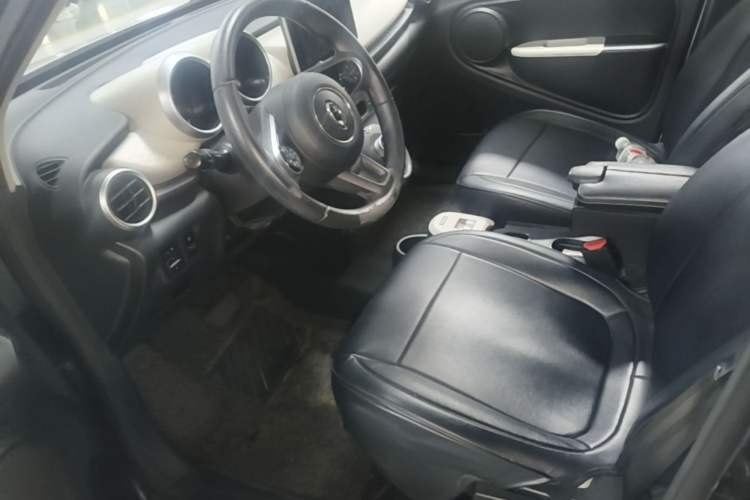 Used ORA Black Cat 2021 351 km Luxury Version Left Front Seat
