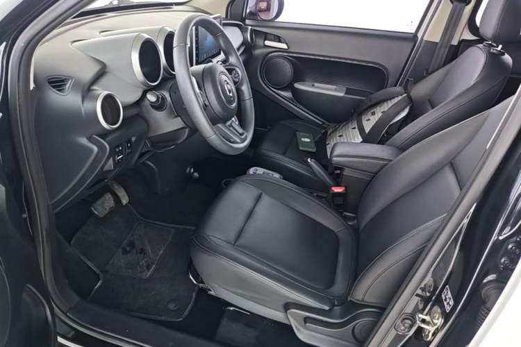 Used ORA Black Cat 2021 351 km Standard Version Left Front Seat