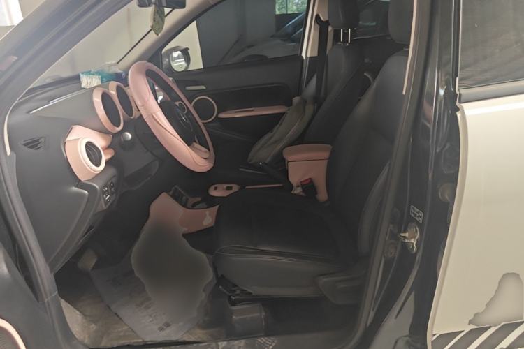 Used ORA Black Cat 2021 351 km Standard Version Left Front Seat
