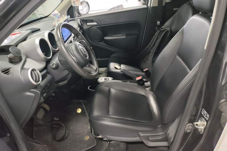 Used ORA Black Cat 2021 351 km Standard Version Left Front Seat