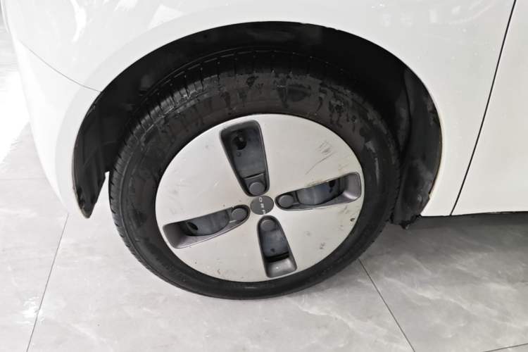 Used ORA Black Cat 2021 301km Cute Pet Edition Left Front Wheel Hub