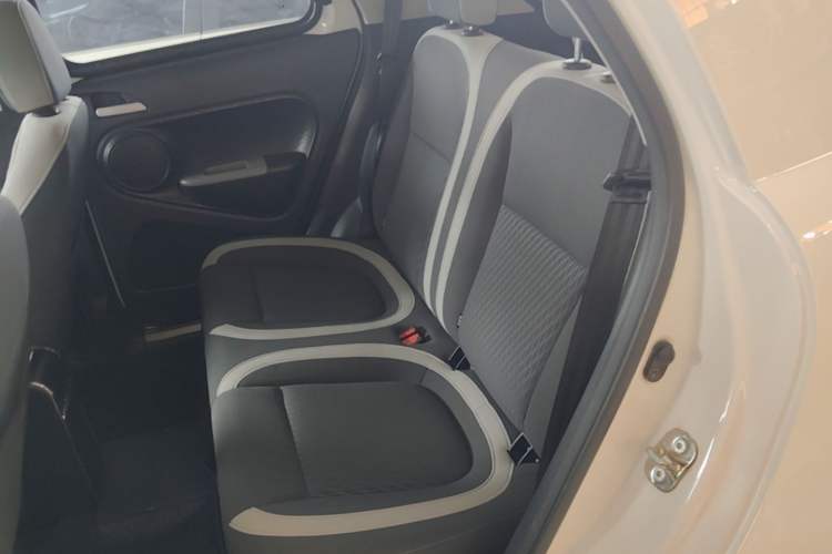 Used ORA Black Cat 2021 301 km Basic Version Left Rear Seat