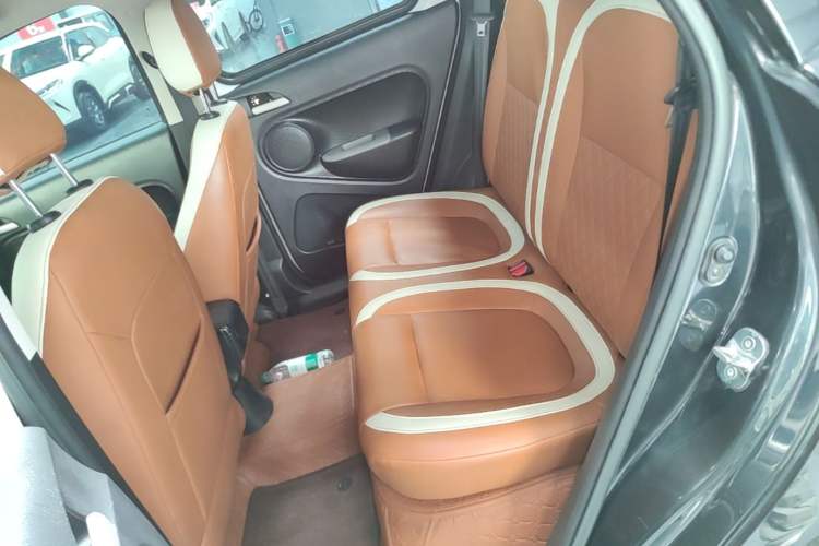 Used ORA Black Cat 2021 351 km Standard Version Left Rear Seat