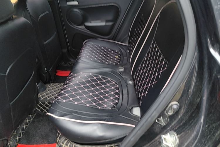 Used ORA Black Cat 2021 301 km Basic Version Left Rear Seat