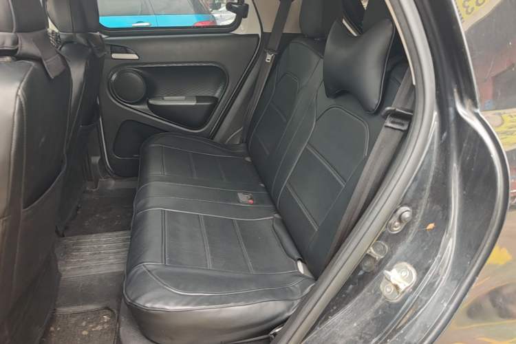 Used ORA Black Cat 2021 301 km Basic Version Left Rear Seat