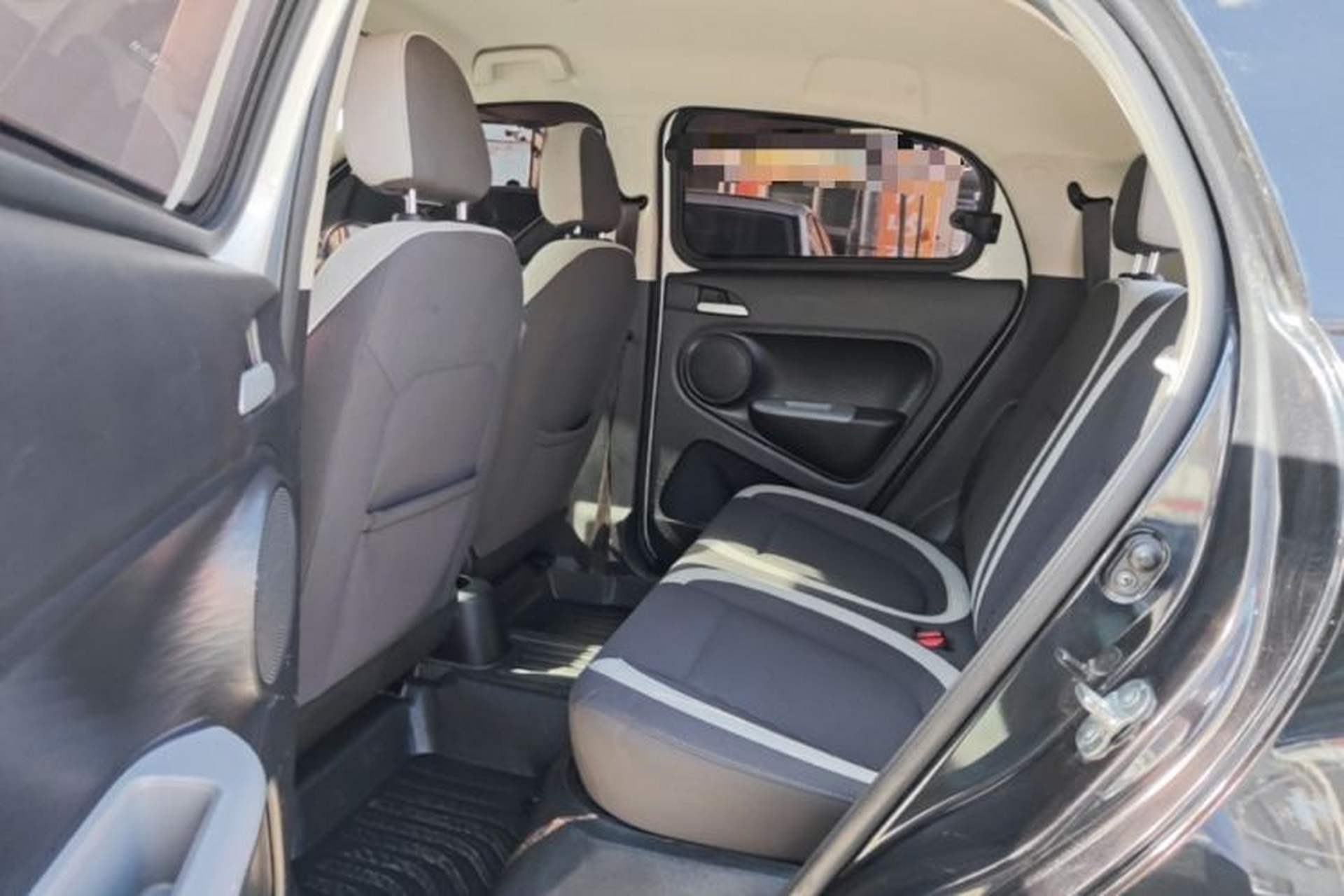 Used ORA Black Cat 2021 301 km Basic Version Left Rear Seat