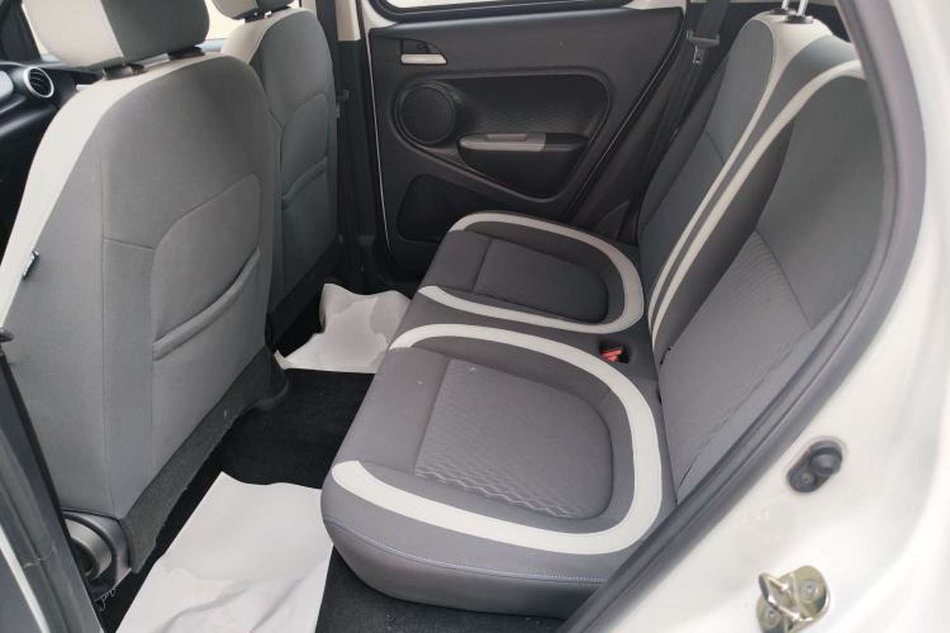 Used ORA Black Cat 2021 351 km Luxury Version Left Rear Seat