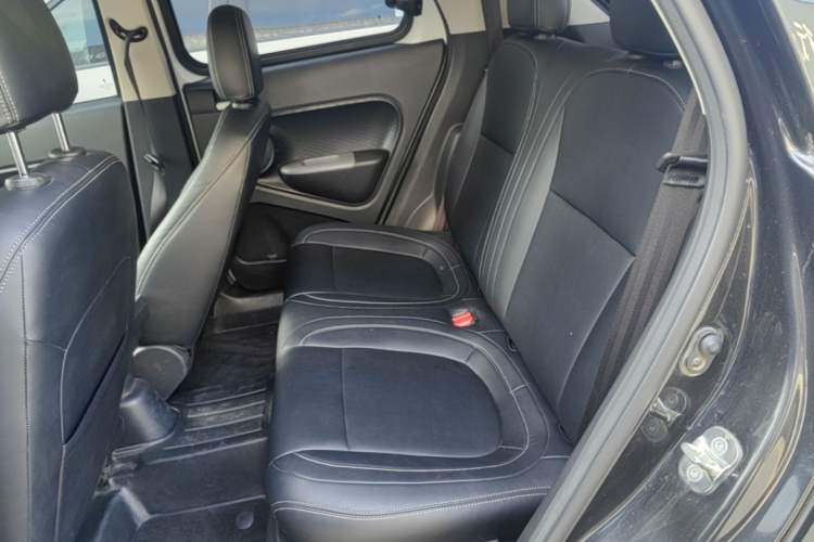 Used ORA Black Cat 2021 301 km Basic Version Left Rear Seat