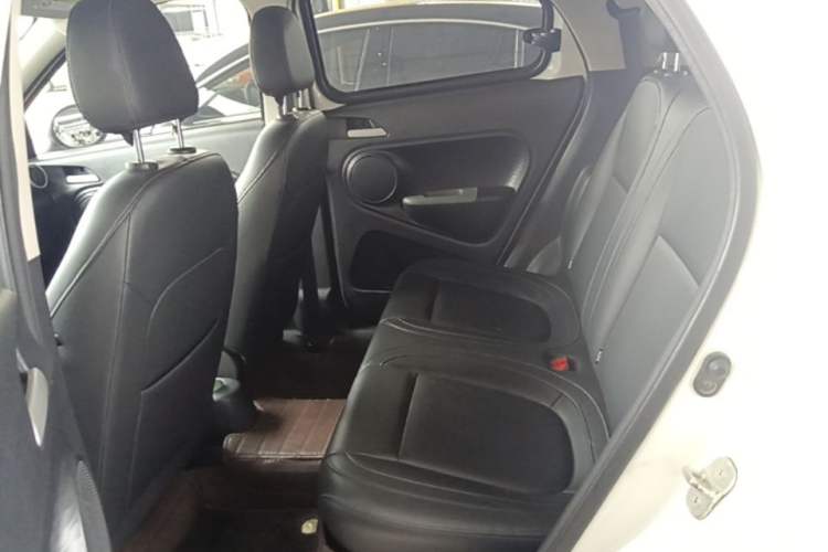 Used ORA Black Cat 2021 351 km Standard Version Left Rear Seat