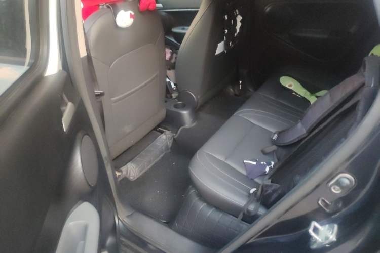 Used ORA Black Cat 2021 351 km Standard Version Left Rear Seat