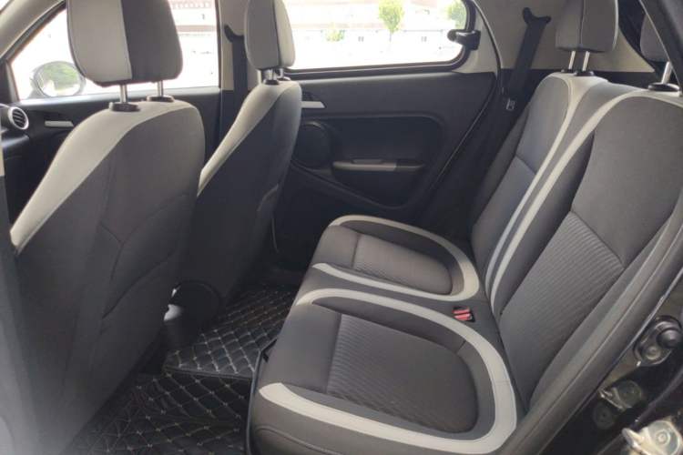 Used ORA Black Cat 2021 301 km Basic Version Left Rear Seat