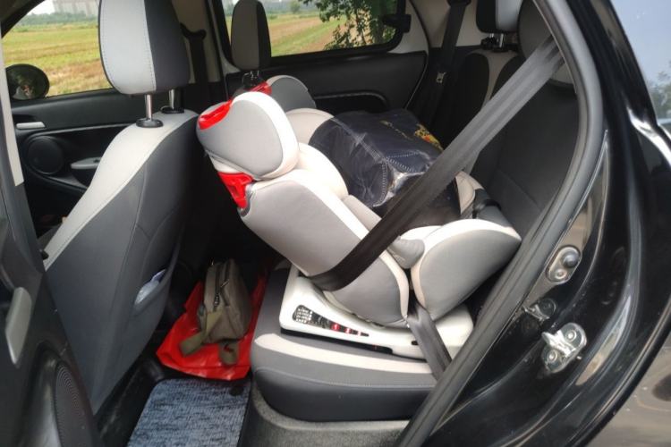 Used ORA Black Cat 2021 301 km Basic Version Left Rear Seat