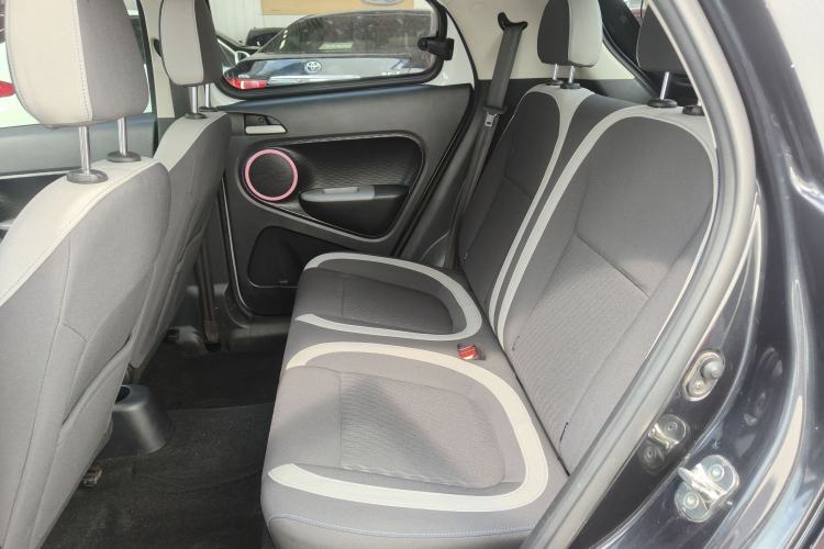 Used ORA Black Cat 2021 301 km Basic Version Left Rear Seat