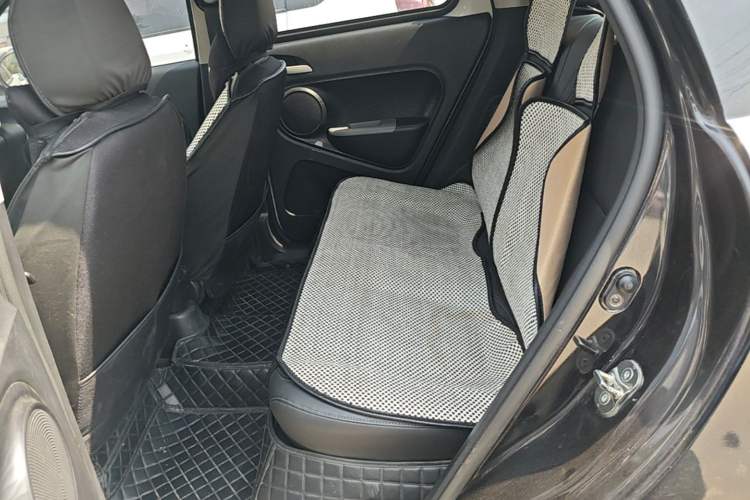 Used ORA Black Cat 2021 351 km Standard Version Left Rear Seat