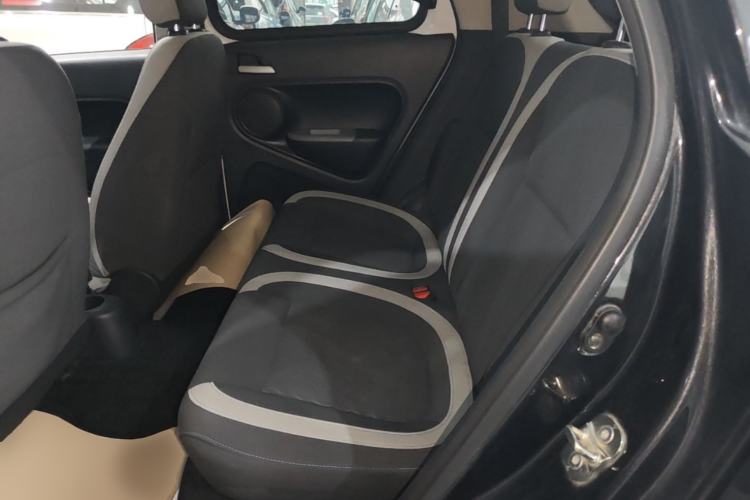 Used ORA Black Cat 2021 301 km Basic Version Left Rear Seat