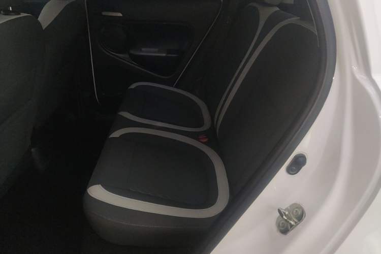 Used ORA Black Cat 2021 301 km Basic Version Left Rear Seat