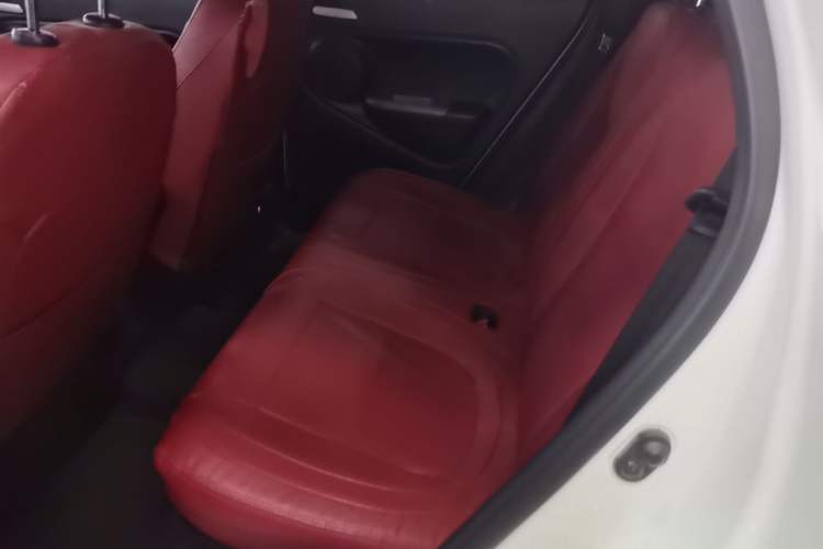 Used ORA Black Cat 2021 301 km Basic Version Left Rear Seat