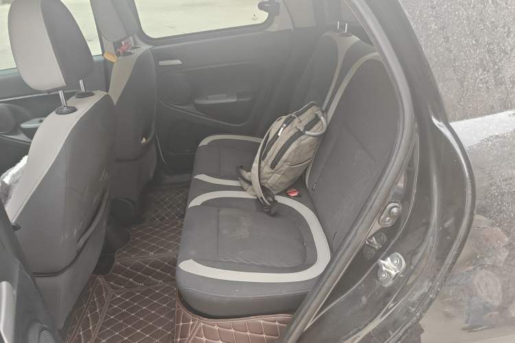 Used ORA Black Cat 2021 301 km Basic Version Left Rear Seat