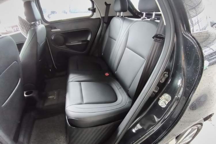 Used ORA Black Cat 2021 351 km Standard Version Left Rear Seat