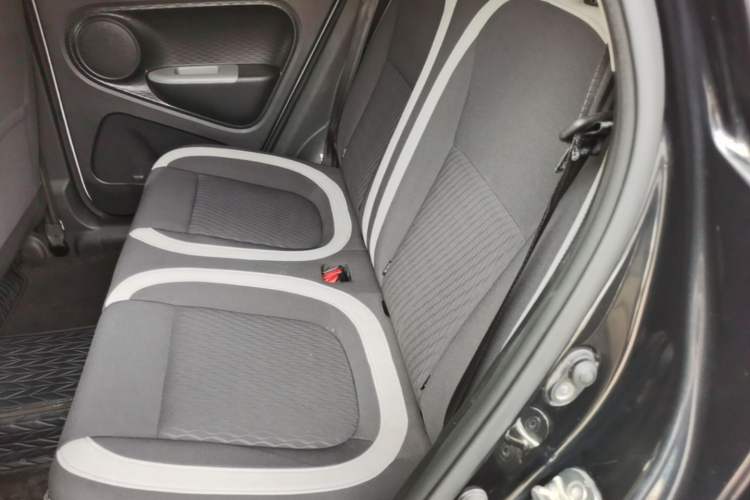 Used ORA Black Cat 2021 301 km Basic Version Left Rear Seat