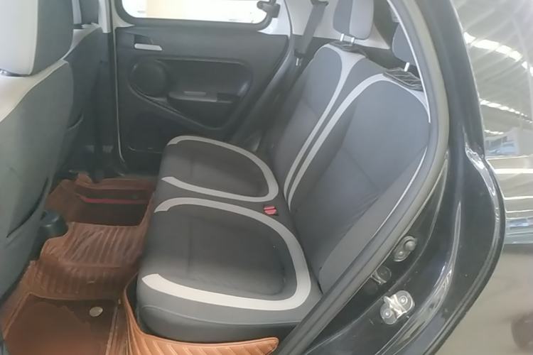 Used ORA Black Cat 2021 301 km Basic Version Left Rear Seat