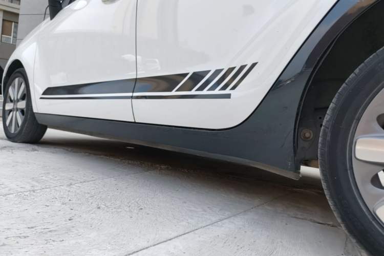 Used ORA Black Cat 2021 351 km Standard Version Left Side Sill