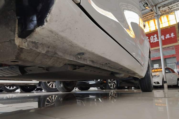 Used ORA Black Cat 2021 301 km Basic Version Left Side Sill