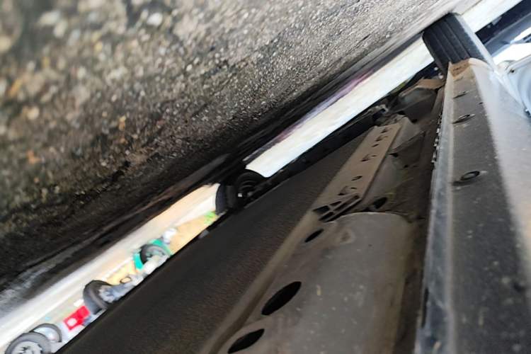 Used ORA Black Cat 2021 301 km Basic Version Left Side Sill