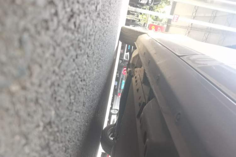Used ORA Black Cat 2021 405 km Long-Range Version Left Side Sill