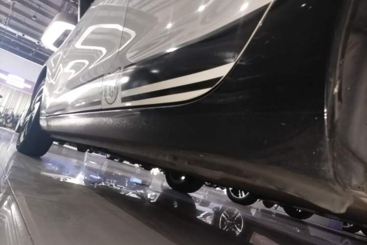 Used ORA Black Cat 2021 301km Cute Pet Edition Left Side Sill