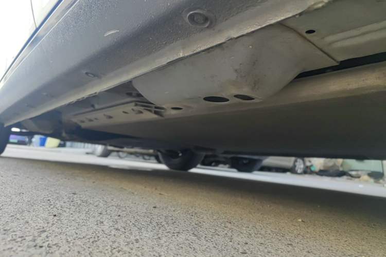 Used ORA Black Cat 2021 301 km Basic Version Left Side Sill