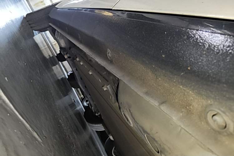 Used ORA Black Cat 2021 301km Cute Pet Edition Left Side Sill