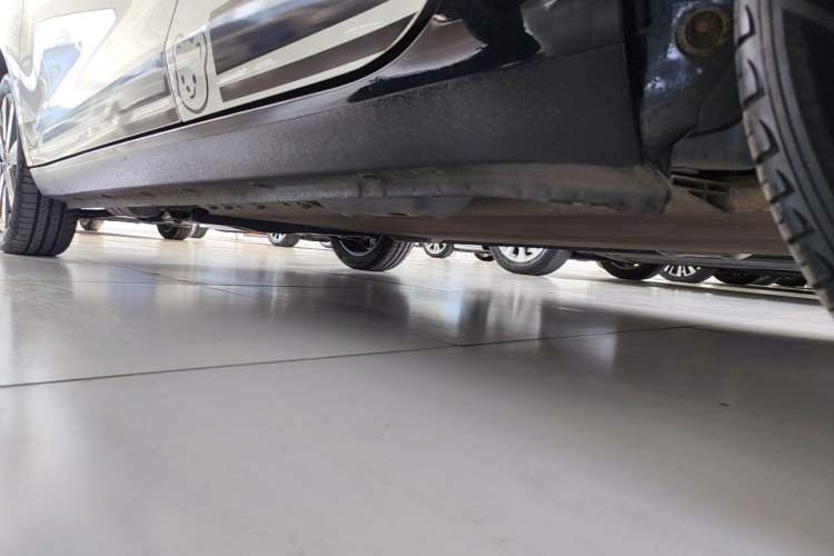 Used ORA Black Cat 2021 351 km Luxury Version Left Side Sill
