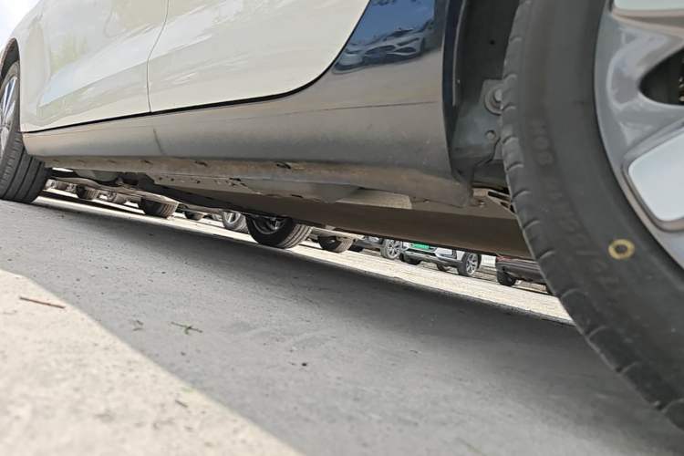 Used ORA Black Cat 2021 351 km Luxury Version Left Side Sill