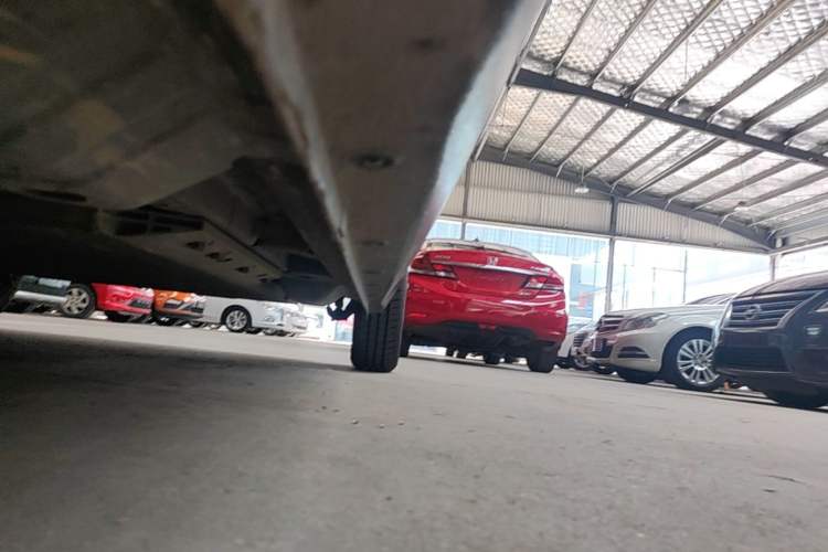 Used ORA Black Cat 2021 301 km Basic Version Left Side Sill