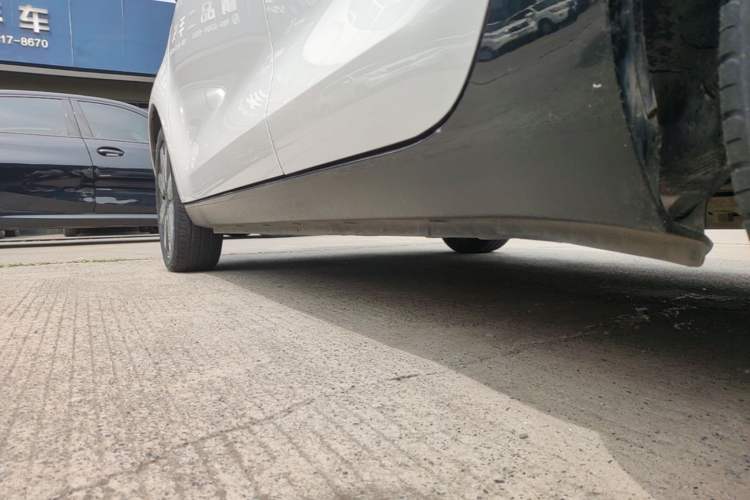 Used ORA Black Cat 2021 351 km Luxury Version Left Side Sill