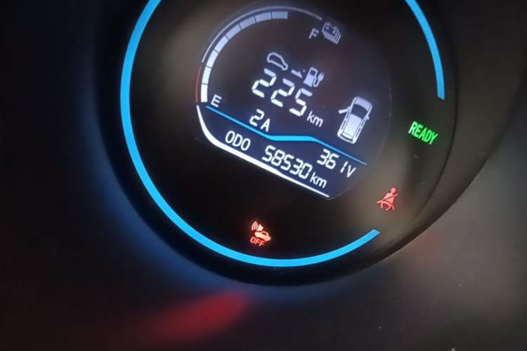 Used ORA Black Cat 2021 301km Cute Pet Edition Odometer Close Up