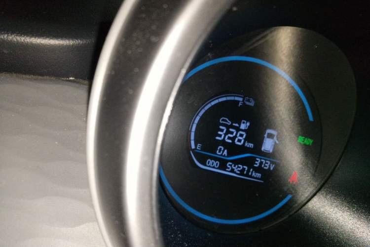 Used ORA Black Cat 2021 351 km Luxury Version Odometer Close Up