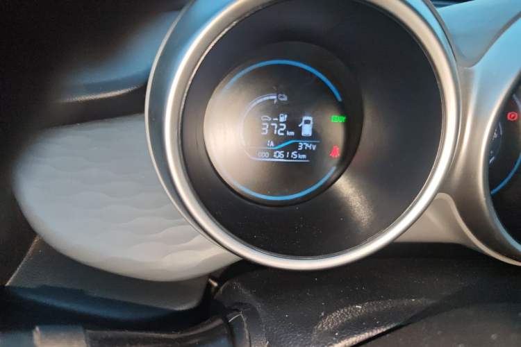 Used ORA Black Cat 2021 405 km Long-Range Version Odometer Close Up