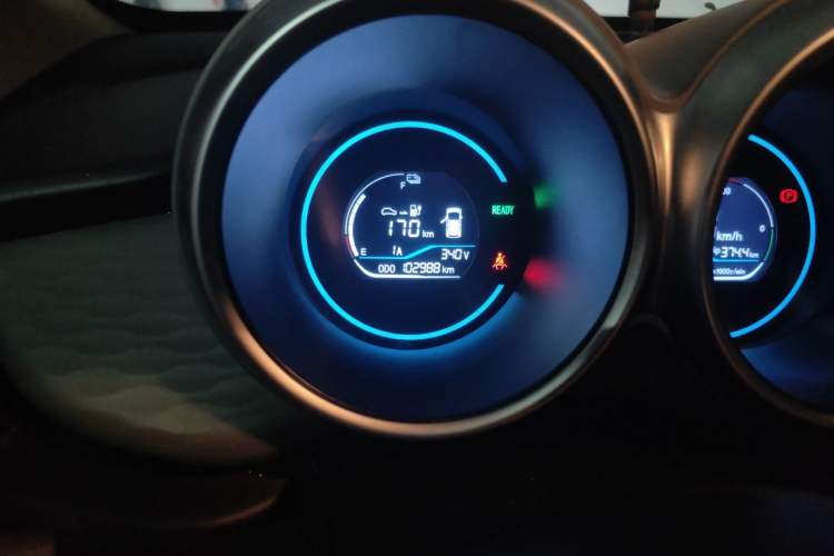 Used ORA Black Cat 2021 351 km Standard Version Odometer Close Up