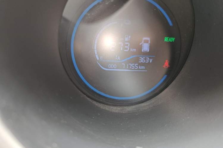 Used ORA Black Cat 2021 301km Cute Pet Edition Odometer Close Up