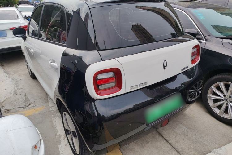 Used ORA Black Cat 2021 301km Cute Pet Edition Rear Left 45 Deg