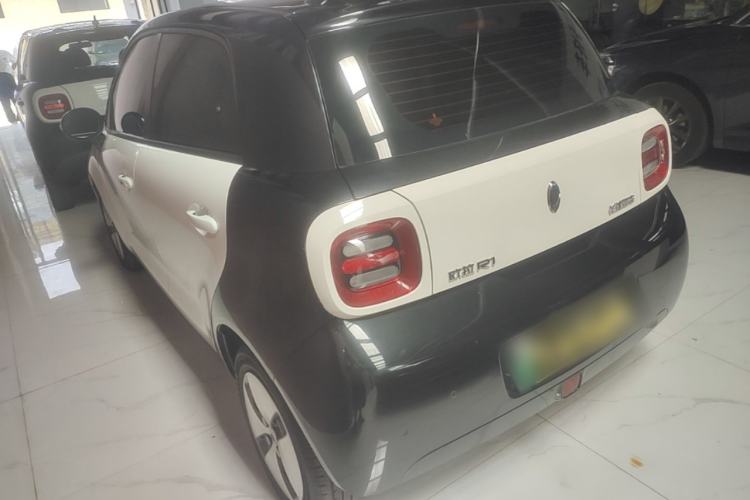 Used ORA Black Cat 2021 301 km Basic Version Rear Left 45 Deg