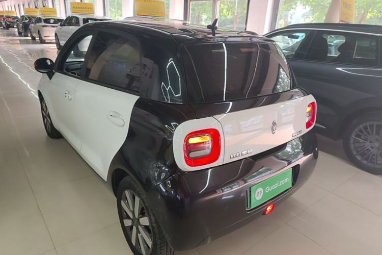Used ORA Black Cat 2021 351 km Luxury Version Rear Left 45 Deg