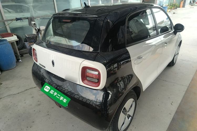 Used ORA Black Cat 2021 301 km Basic Version Rear Right 45 Deg
