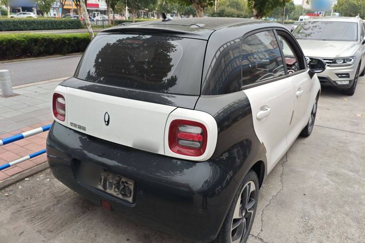 Used ORA Black Cat 2021 351 km Luxury Version Rear Right 45 Deg